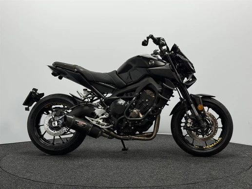 Yamaha MT 09 - Afbeelding 1 van 19