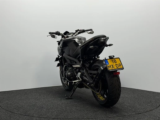 Yamaha MT 09 - Afbeelding 12 van 19