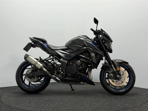 Suzuki GSX - Afbeelding 1 van 19