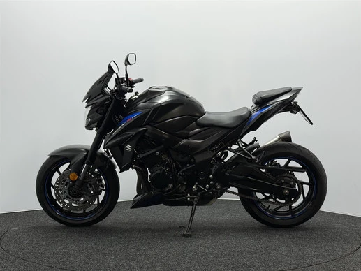 Suzuki GSX - Afbeelding 9 van 19