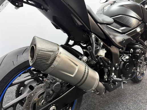 Suzuki GSX - Afbeelding 18 van 19