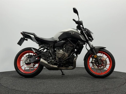 Yamaha MT 07 - Afbeelding 1 van 19