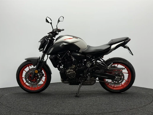 Yamaha MT 07 - Afbeelding 9 van 19