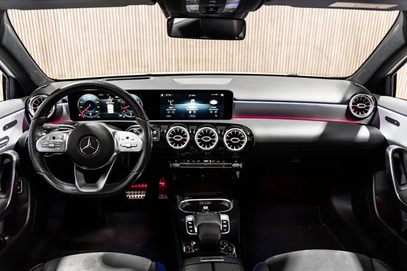 Mercedes-Benz A-Klasse - Afbeelding 14 van 30