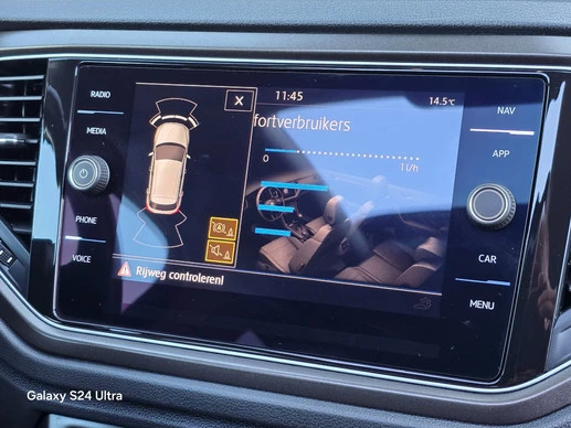 Volkswagen T-Roc - Afbeelding 13 van 18