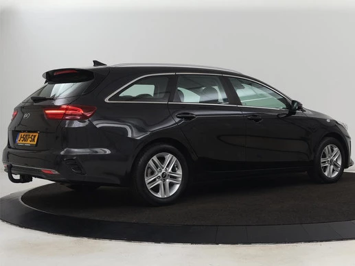 Kia Ceed - Afbeelding 25 van 30