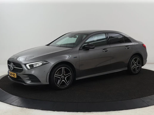 Mercedes-Benz A-Klasse - Afbeelding 1 van 30