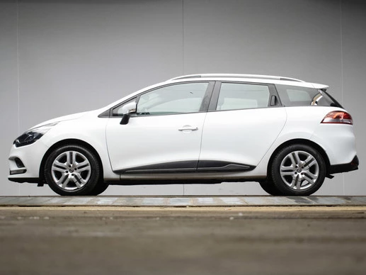 Renault Clio - Afbeelding 1 van 30