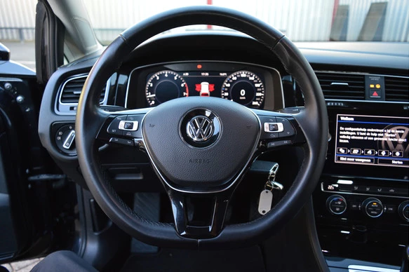Volkswagen Golf - Afbeelding 13 van 30