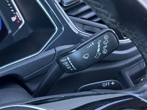 Volkswagen T-Roc - Afbeelding 22 van 30