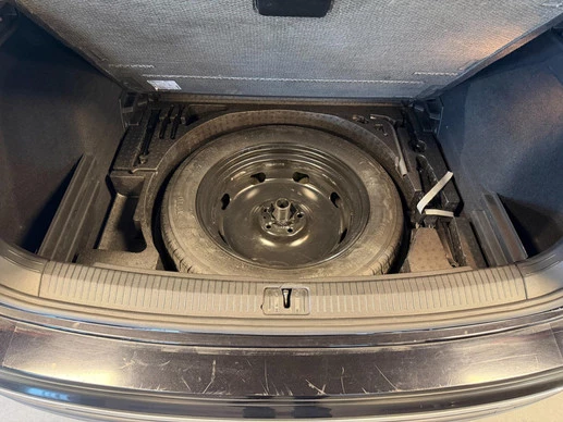 Volkswagen Tiguan - Afbeelding 10 van 29