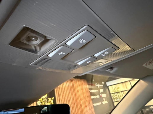 Volkswagen Tiguan - Afbeelding 14 van 29