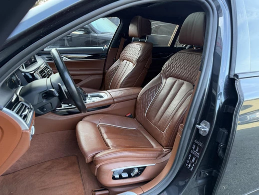 BMW 7 Serie - Afbeelding 14 van 30