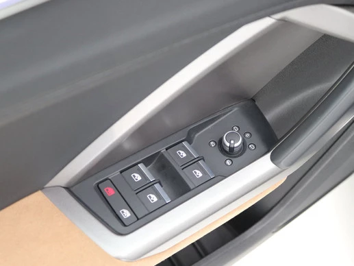 Audi Q3 - Afbeelding 27 van 30