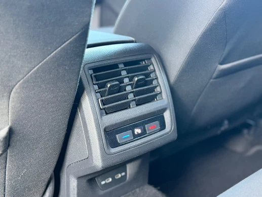 Volkswagen Golf - Afbeelding 25 van 30