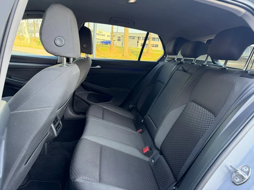 Volkswagen Golf - Afbeelding 26 van 30