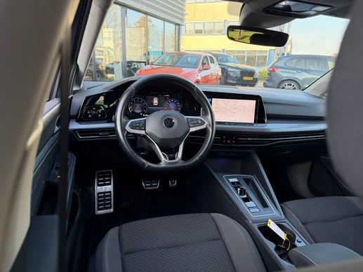 Volkswagen Golf - Afbeelding 28 van 30