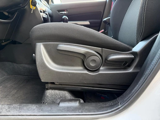 Suzuki Vitara - Afbeelding 16 van 28