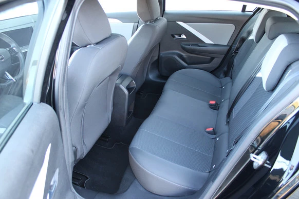 Opel Astra - Afbeelding 14 van 30