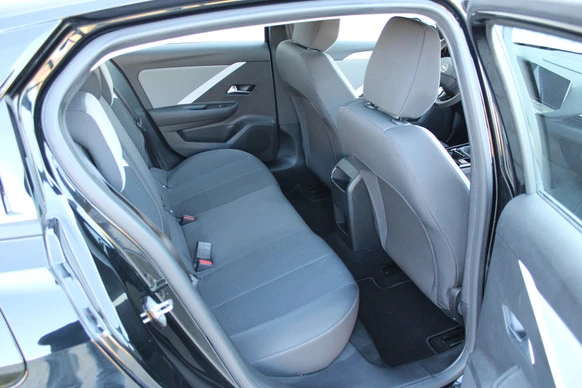 Opel Astra - Afbeelding 22 van 30