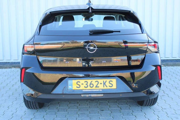 Opel Astra - Afbeelding 24 van 30