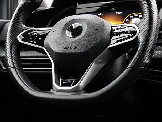 Volkswagen Golf - Afbeelding 17 van 30