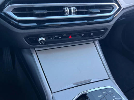 BMW 3 Serie - Afbeelding 28 van 30