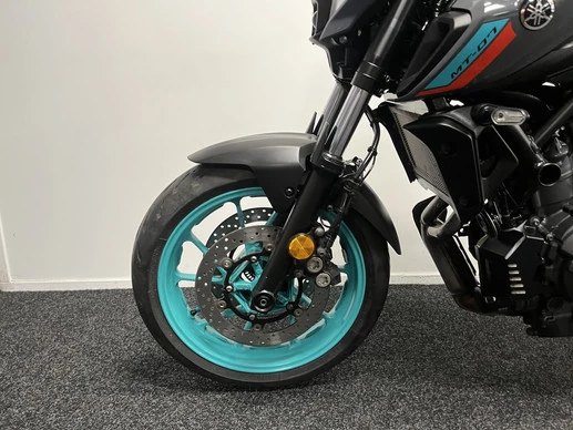 Yamaha MT 07 - Afbeelding 17 van 23