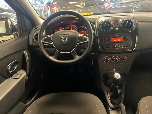 Dacia Logan - Afbeelding 14 van 20