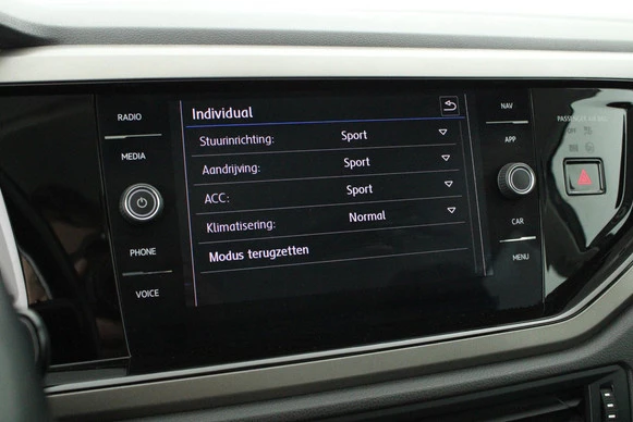 Volkswagen Polo - Afbeelding 27 van 30