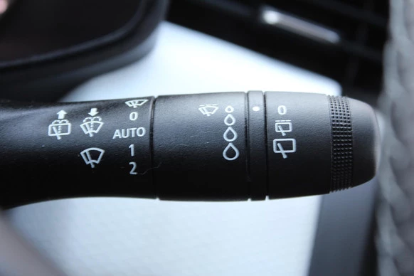 Renault Clio - Afbeelding 28 van 30