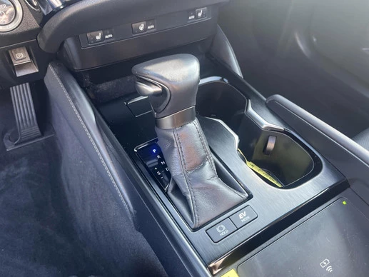 Lexus ES - Afbeelding 9 van 19