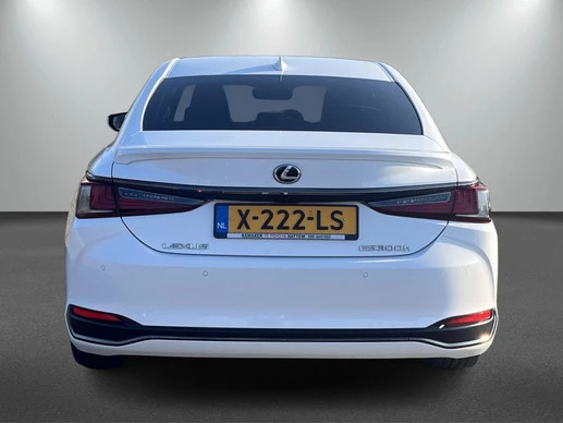 Lexus ES - Afbeelding 18 van 19