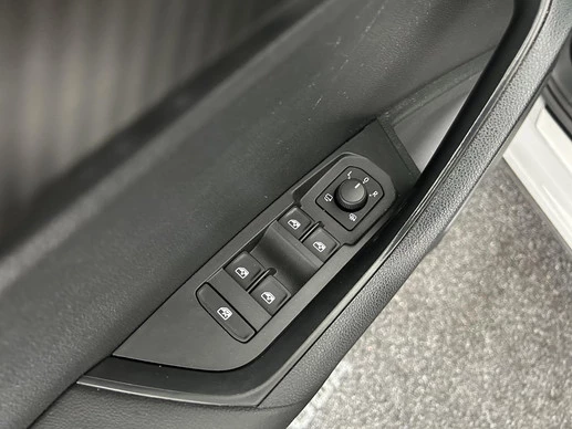 Škoda Karoq - Afbeelding 17 van 30