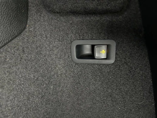 Škoda Karoq - Afbeelding 18 van 30