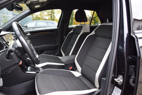 Volkswagen T-Roc - Afbeelding 8 van 30