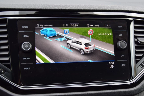 Volkswagen T-Roc - Afbeelding 23 van 30