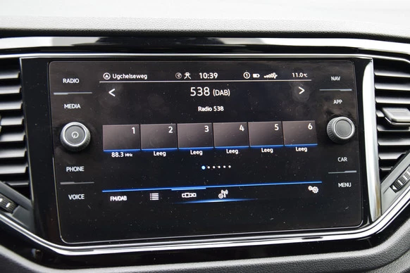 Volkswagen T-Roc - Afbeelding 25 van 30