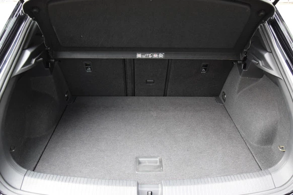 Volkswagen T-Roc - Afbeelding 29 van 30