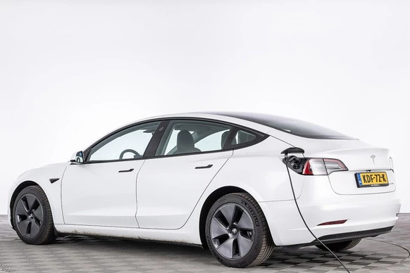 Tesla Model 3 - Afbeelding 2 van 30