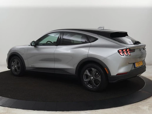 Ford Mustang Mach-E - Afbeelding 2 van 30