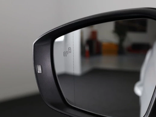 Volkswagen T-Roc - Afbeelding 18 van 30