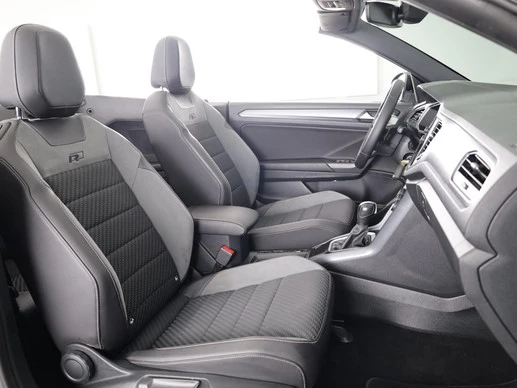 Volkswagen T-Roc - Afbeelding 28 van 30