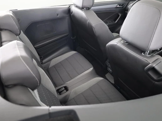 Volkswagen T-Roc - Afbeelding 29 van 30