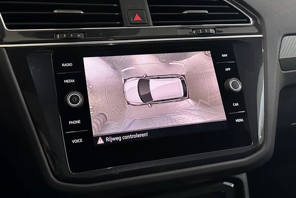Volkswagen Tiguan - Afbeelding 22 van 30