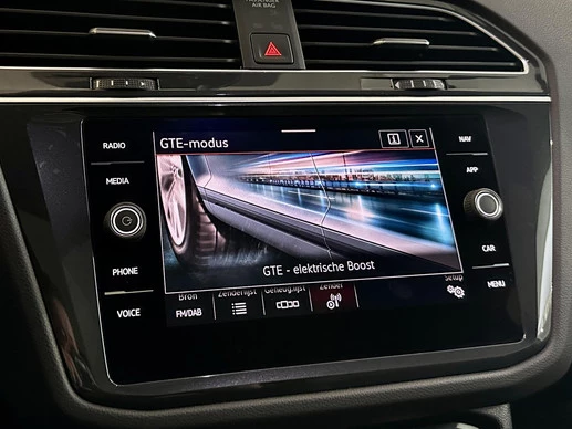 Volkswagen Tiguan - Afbeelding 29 van 30
