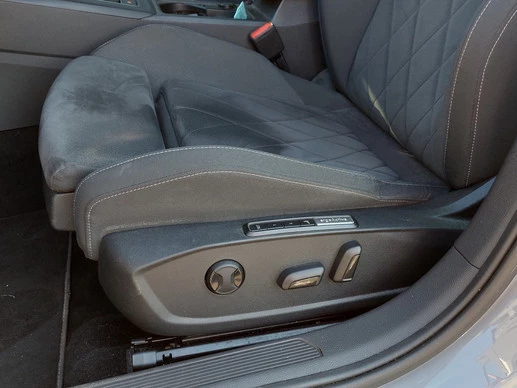 Volkswagen Golf - Afbeelding 27 van 30