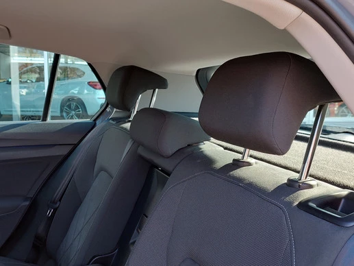 Volkswagen Golf - Afbeelding 28 van 30