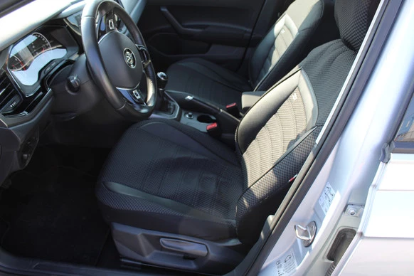 Volkswagen Polo - Afbeelding 27 van 30