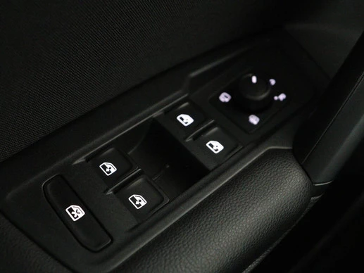 Volkswagen Tiguan - Afbeelding 16 van 30